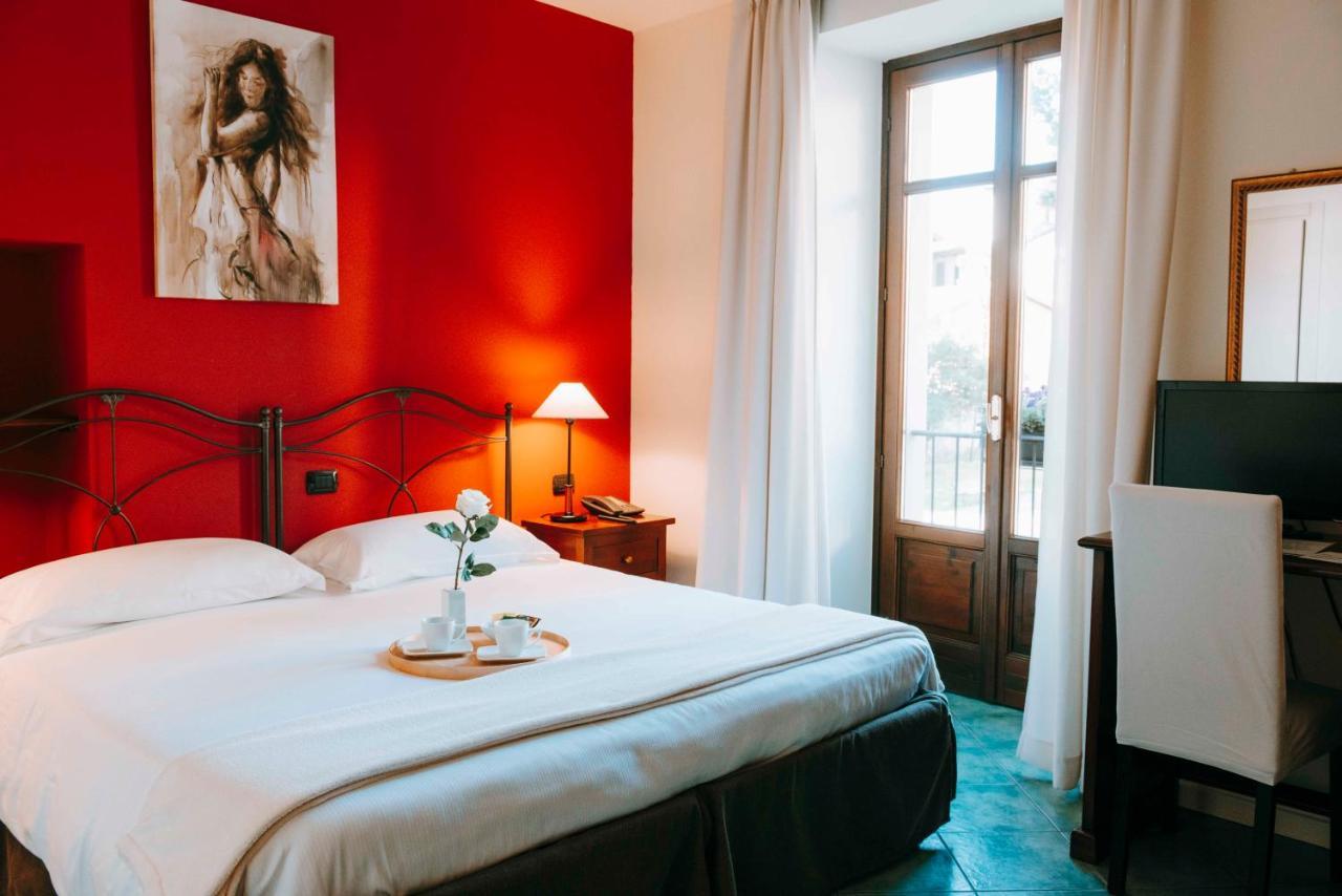 Hotel La Contrada Verbania Extérieur photo